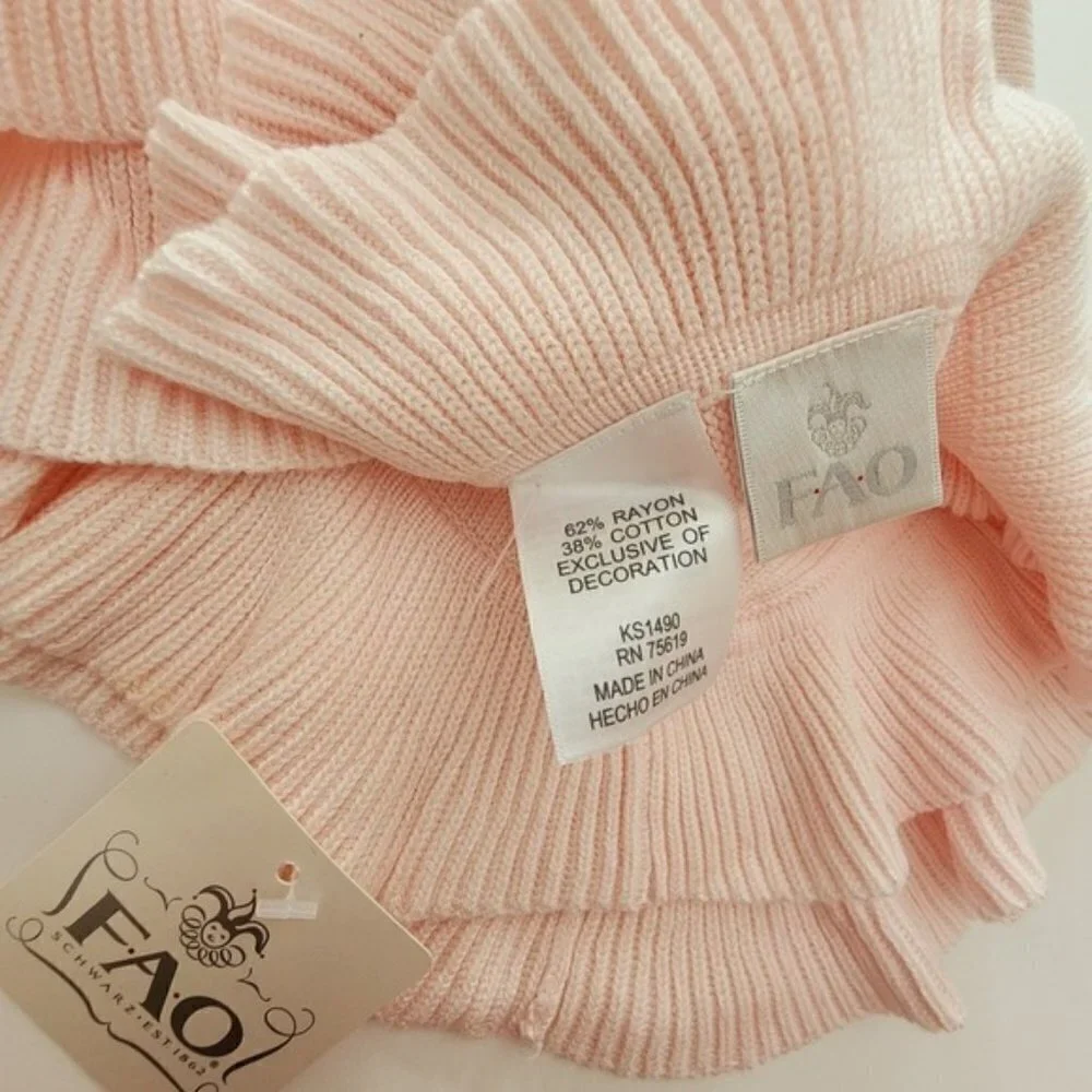 Gorgeous FAO Schwarz pink blanket New baby girl